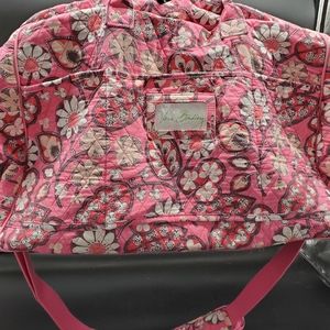 Vera Bradley Pink duffel bag
